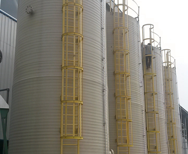 新安化工選用新安江PPH儲(chǔ)罐、磁力泵